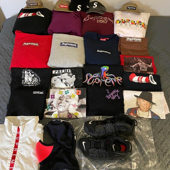 Sneaker/supreme mixed mystery box - Picture 5 of 6